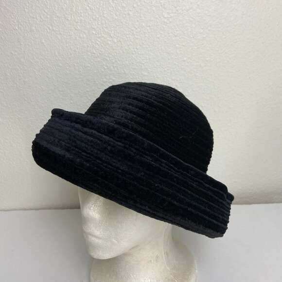 Vintage 1990's Black Hat with rolled brim. - Picture 1 of 5